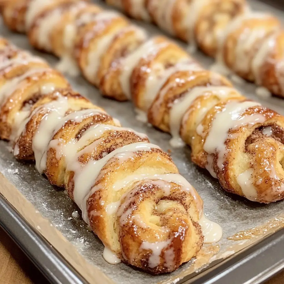 Heavenly Cinnamon Roll Breadtwists