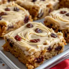Oatmeal Raisin Cookie Bars-image